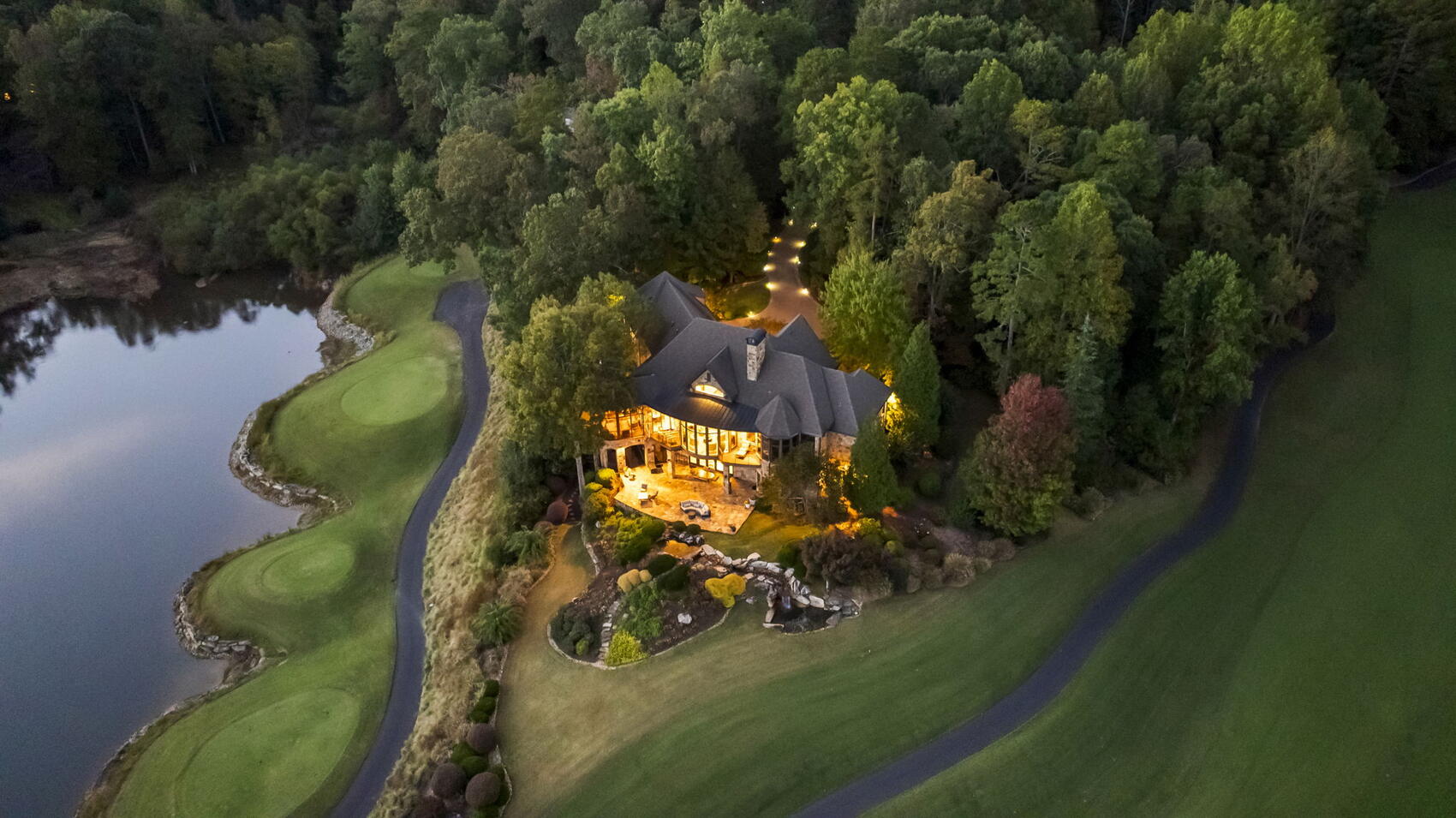 Aerial of the Cliffs Valley course at dusk